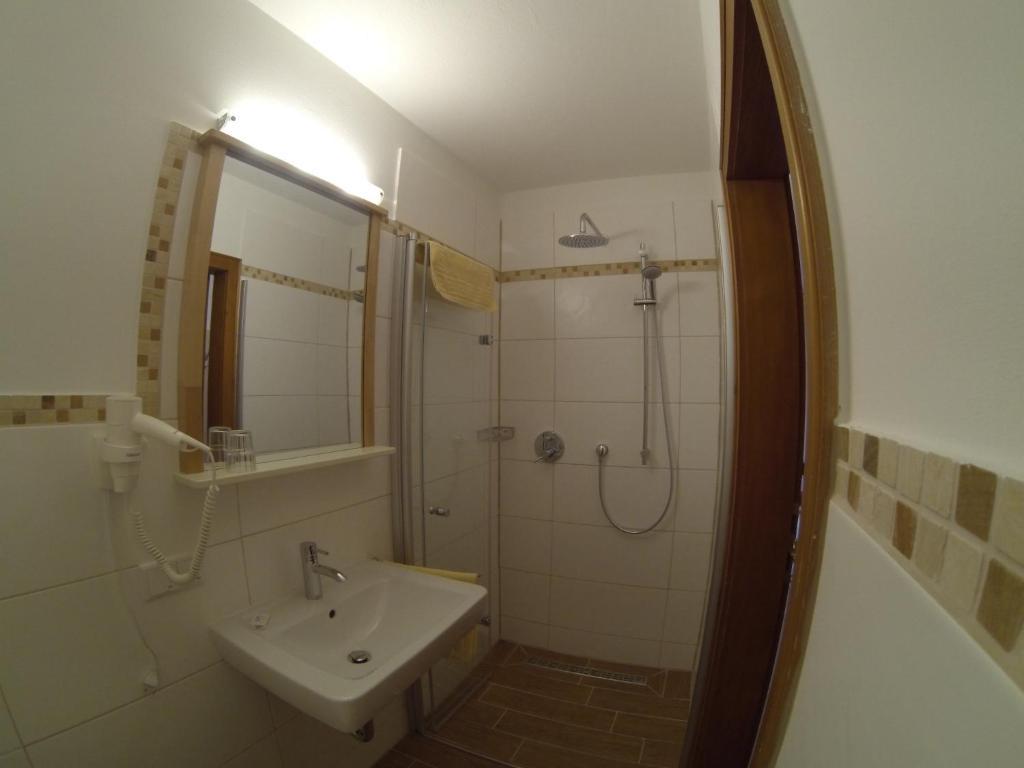 Pension Woerndl Fuschl am See Room photo
